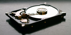 Ako pripojiť SATA disk cez USB?