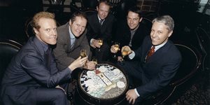 https://cdn.alza.cz/Foto/ImgGalery/Image/Article/ubisoft-guillemot-brothers-nahled.jpg