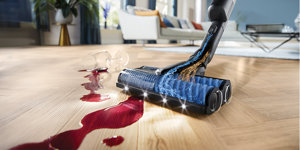 https://cdn.alza.cz/Foto/ImgGalery/Image/Article/vysavace_CZ-nahled.jpg