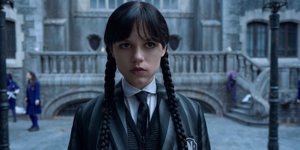 Druhá sezóna seriálu Wednesday odhalila datum premiéry i nový trailer