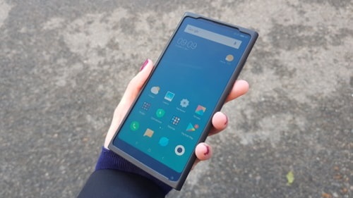 Xiaomi Mi Mix 2, kryt z balení