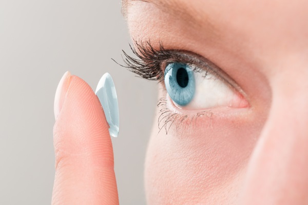 Jak vybrat kontaktní čočky