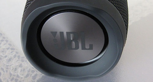 Pasivní radiátor s logem JBL