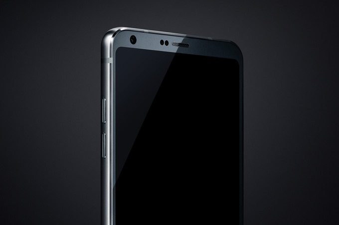 LG G6, čelní strana