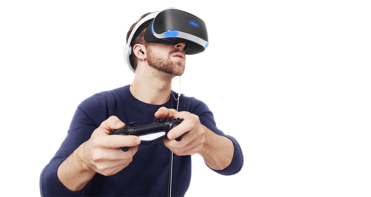 VR brýle pro PlayStation 4 již 13. 10. skladem v Holešovicích. Přijďte si o jedny zahrát!