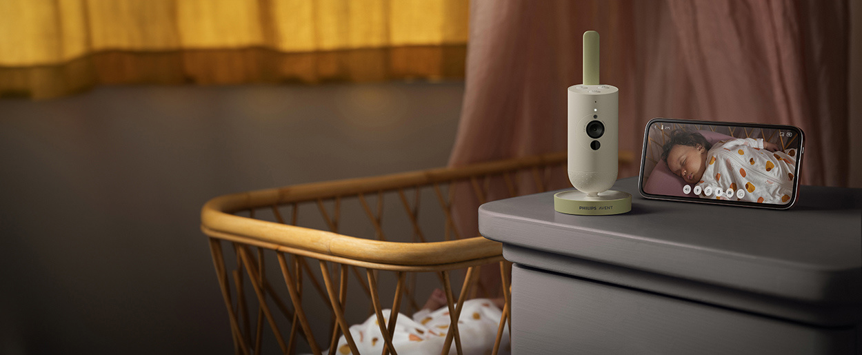 Žehlicí kartáč Philips StyleCare Essential BHH880/00