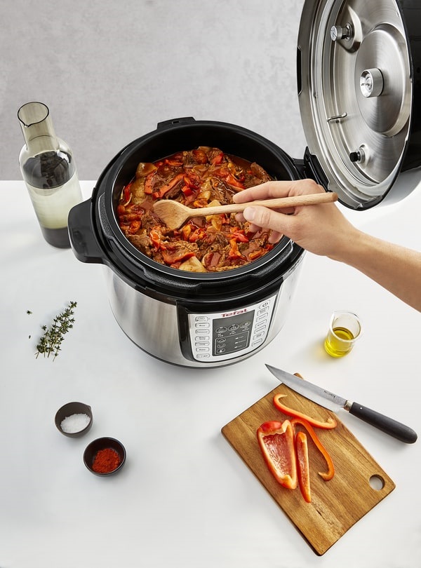 Multifunkční hrnec Tefal CY505E30 All In One Pot