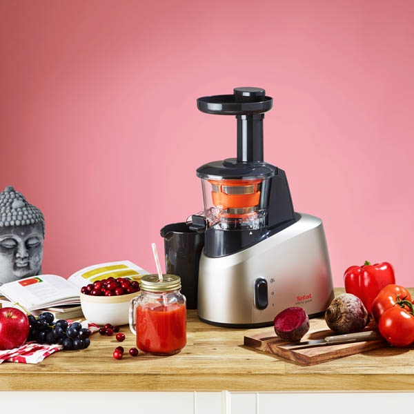 Odšťavňovač Tefal Infine Juice ZC255B38 Odšťavňovač Tefal Infine Juice ZC255B38