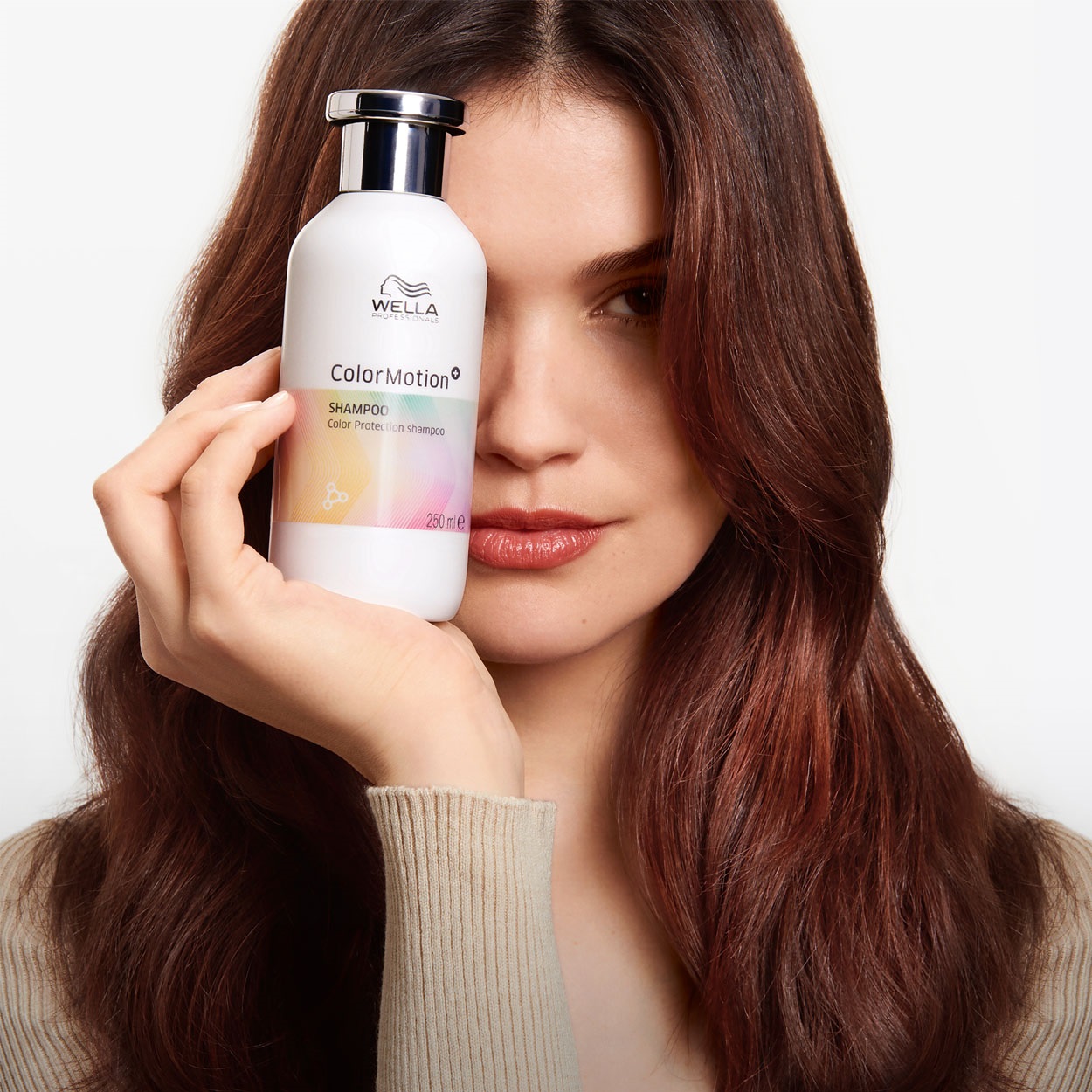 Šampón WELLA PROFESSIONALS Colormotion+ Color Protection Shampoo 250 ml