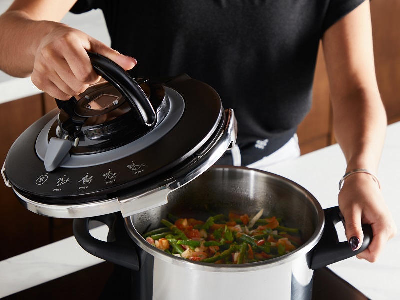 Tlakový hrnec Tefal Clipso+ CHEF 4.5 P4550632