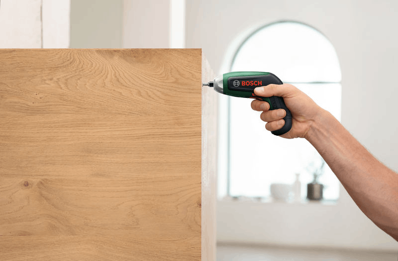 Bosch IXO Gen8 Akku-Schrauber mit LED-Ring und austauschbarem Akku