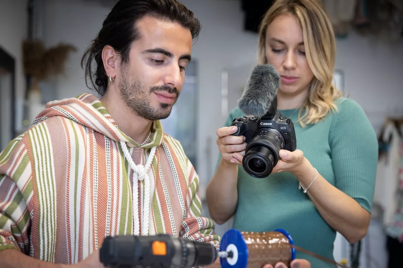 Canon EOS R8 a mikrofon