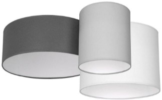 Design-Lampe über dem Esstisch