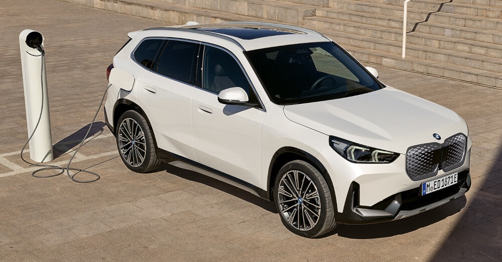 elektromobil, wallbox, BMW iX1