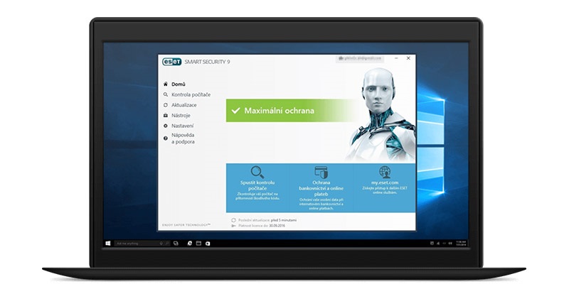 Laptop, obrazovka, ESET Smart Security