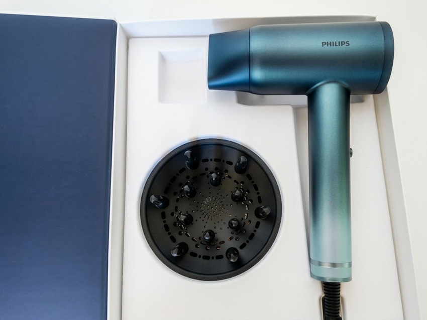 Fén Philips Aqua Collection 9000