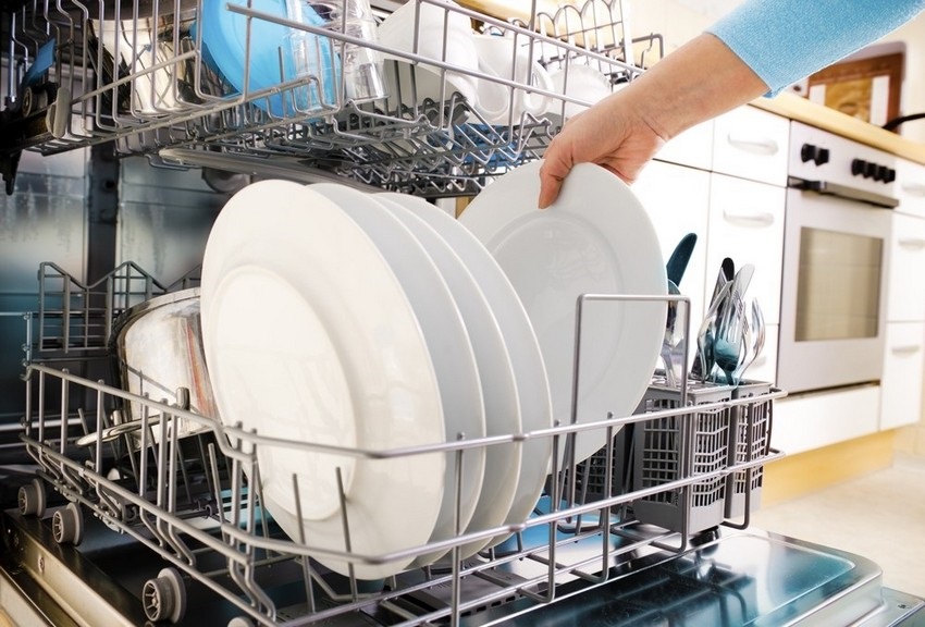 Jak se starat o myčku nádobí?