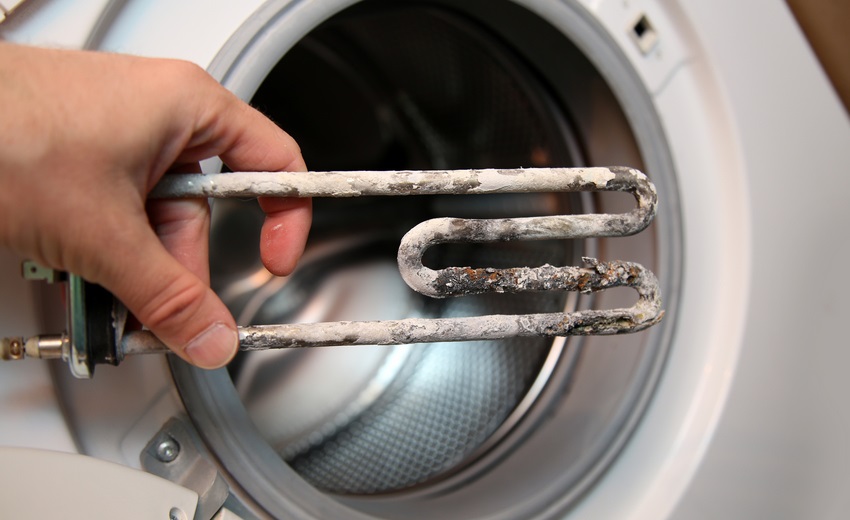 Jak odstranit usazeniny z pračky?