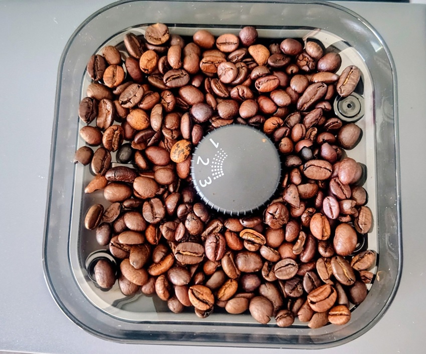 Recenze automatického kávovaru KRUPS Coffee Crush Extra Milk