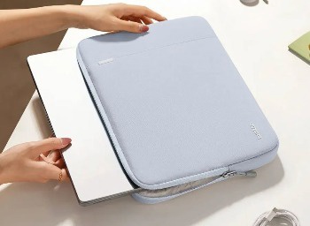 Laptop sleeve