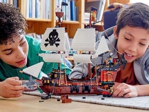 Stavebnice LEGO Creator 3v1 Pirátská loď