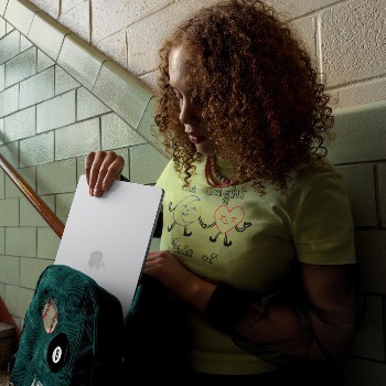 Apple MacBook Air M5 in der Seitenansicht