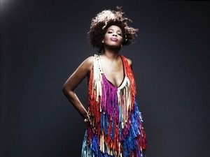https://cdn.alza.cz/Foto/ImgGalery/Image/macy-gray-nahled.jpg