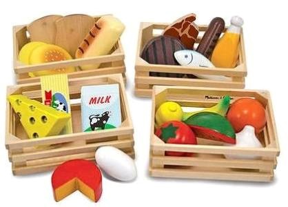 Holzlebensmittel für die Kinderküche in Kisten