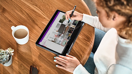Úsporné CPU pro tablety nebo zařízení 2v1