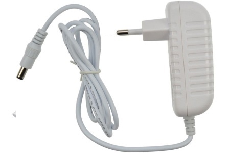 Napájecí adaptér 12V