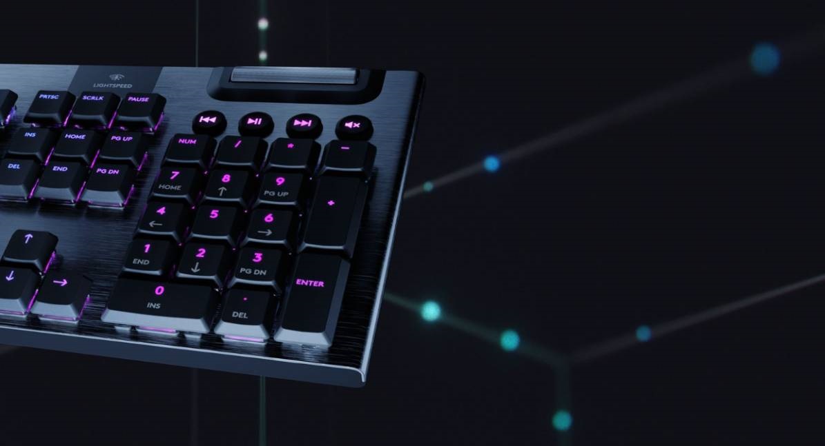 WoahLogitech G915 Lightspeed Keyboard Review! 