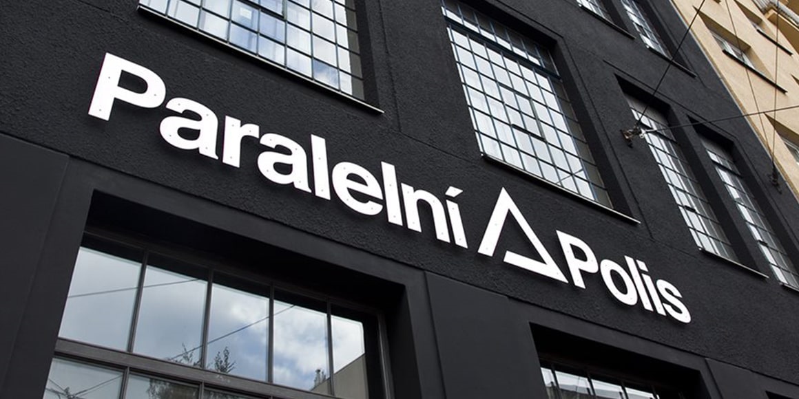 Paralelní Polis