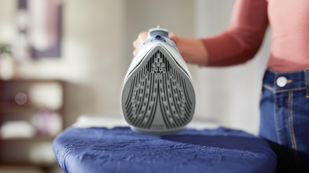 Philips Series 5000 DST5030 / 20 Philips Series 5000 DST5030/20 Steam Iron