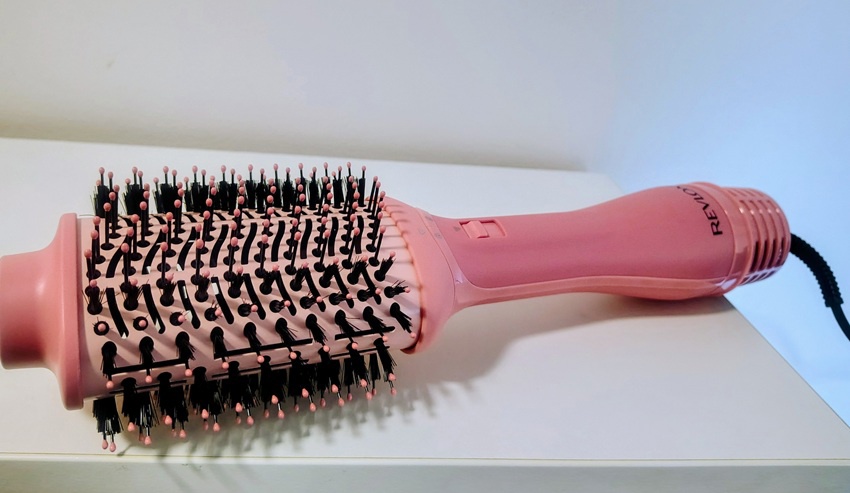 Styling vlasů s Revlon One-Step Volumiser GLOW