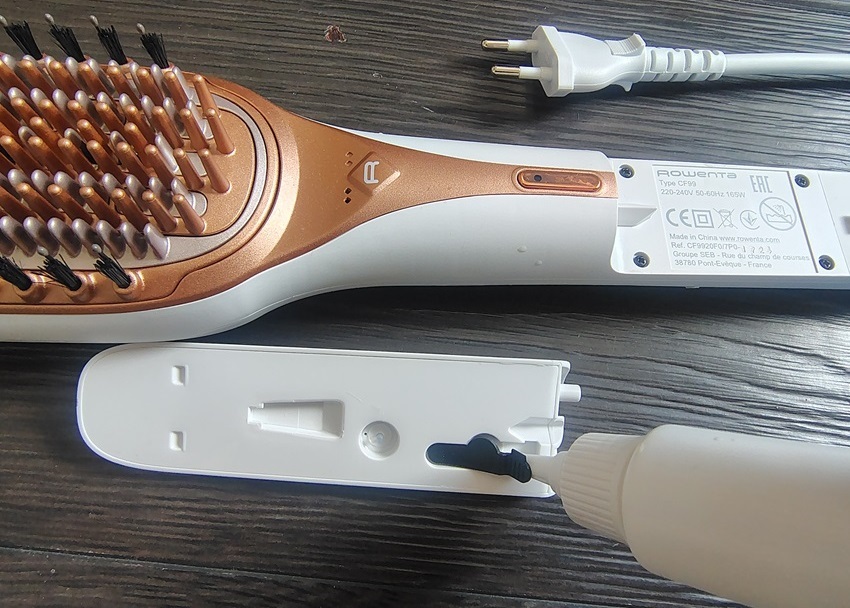 Recenze regeneračního kartáče Hair Therapist™