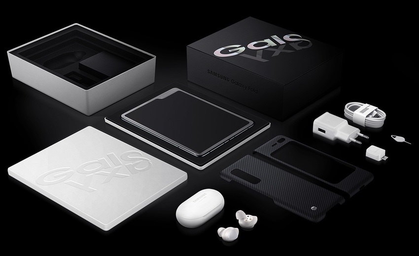Samsung Galaxy Fold, obsah balení
