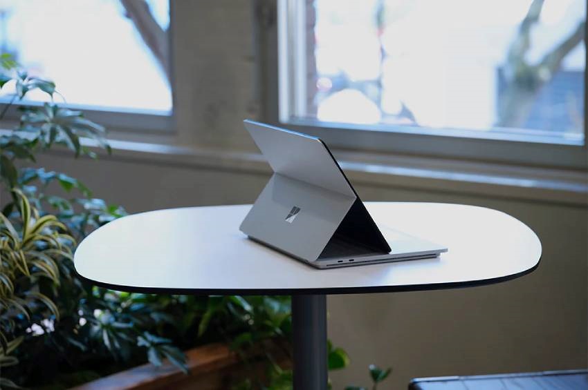 Surface Laptop Studio, baterie