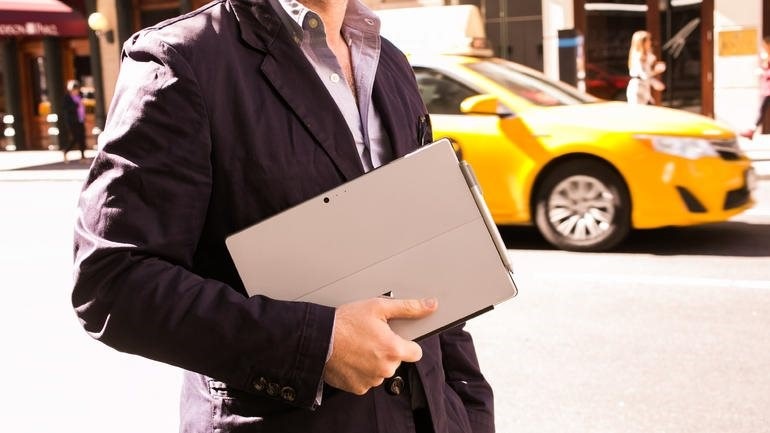 Microsoft Surface Pro 4 - mobilní zařízení