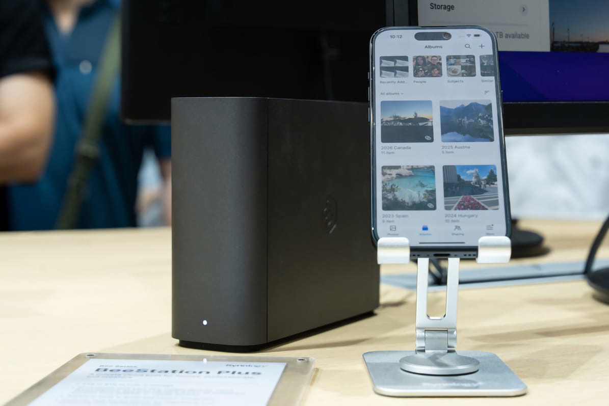 Synology