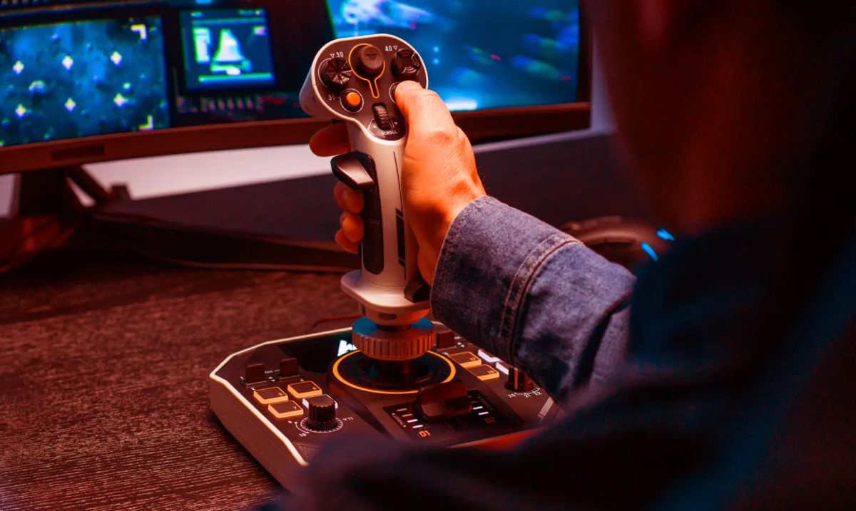 Thrustmaster Sol-R 1