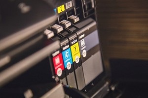 Je lepší použít originální, alternativní nebo renovované kazety?