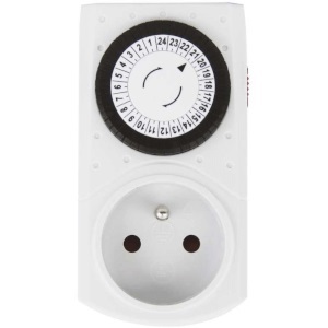 Socket with timer