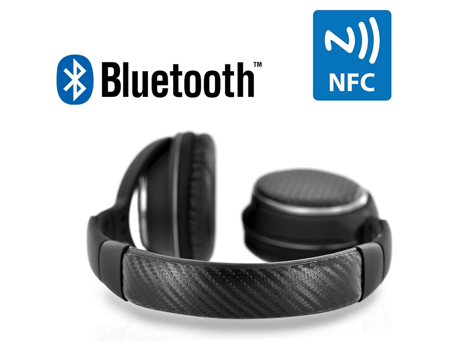 Bluetooth and NFC connectors Spojení Bluetooth a NFC