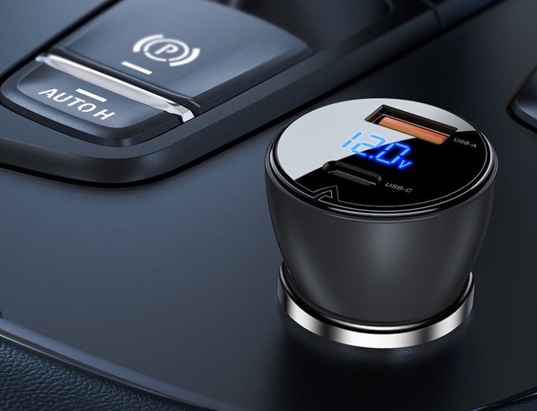 ACEFAST Metal Car Charger with Fast Charging Support