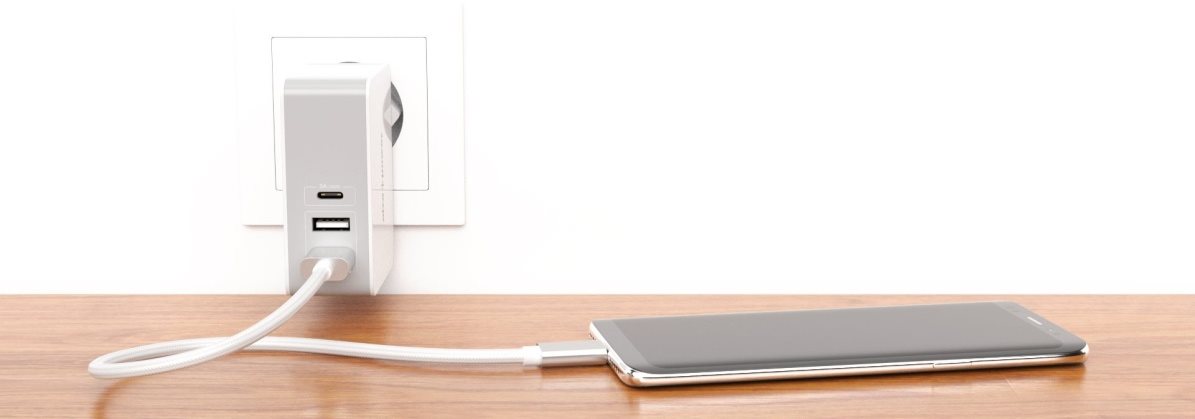 Exceptional Charger for Three Devices AlzaPower T3C Triple Charger