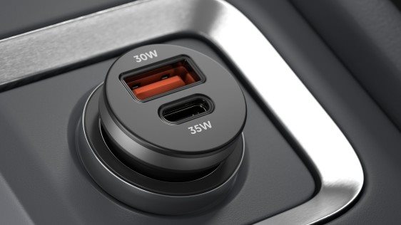 Nabíjačka do auta na mobil AlzaPower Car Charger P100 USB-A + USB-C Power Delivery 35 W čierna