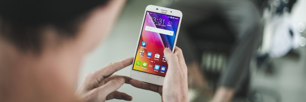 ASUS ZenFone Max ZC550KL 16GB bílý Dual SIM