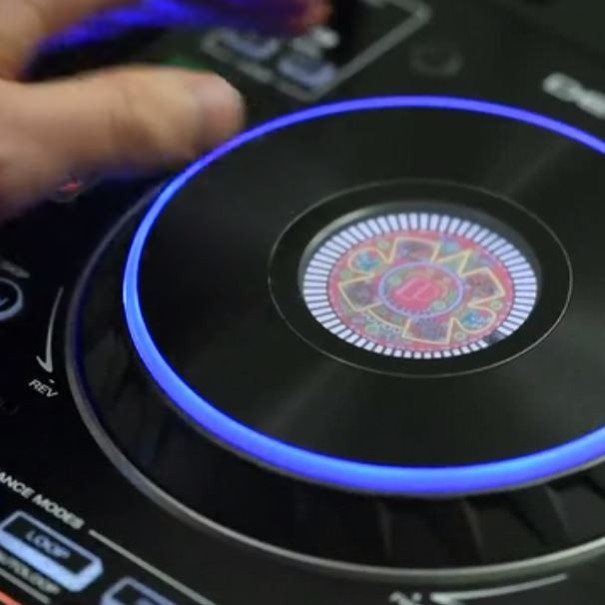 DENON DJ PRIME 4