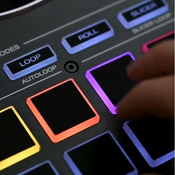 DENON DJ PRIME 4