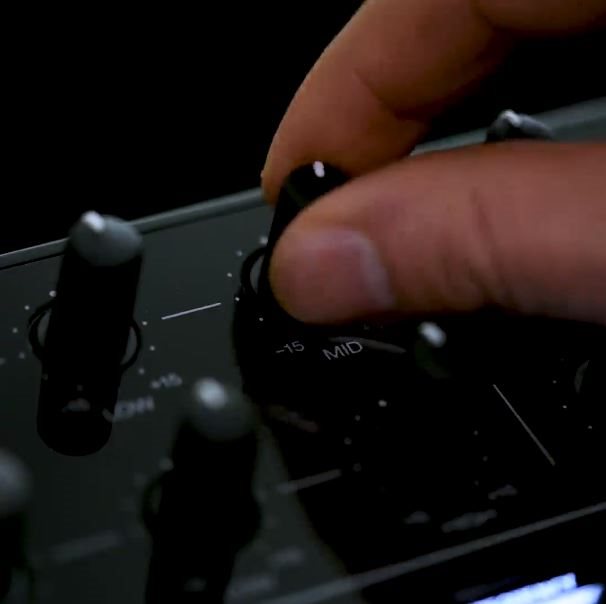DENON DJ PRIME 4